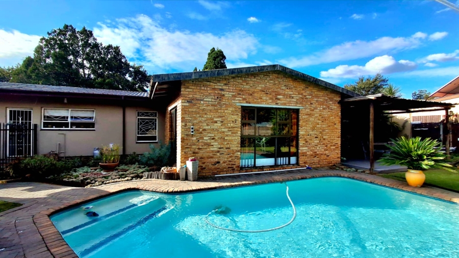 3 Bedroom Property for Sale in Sasolburg Ext 4 Free State